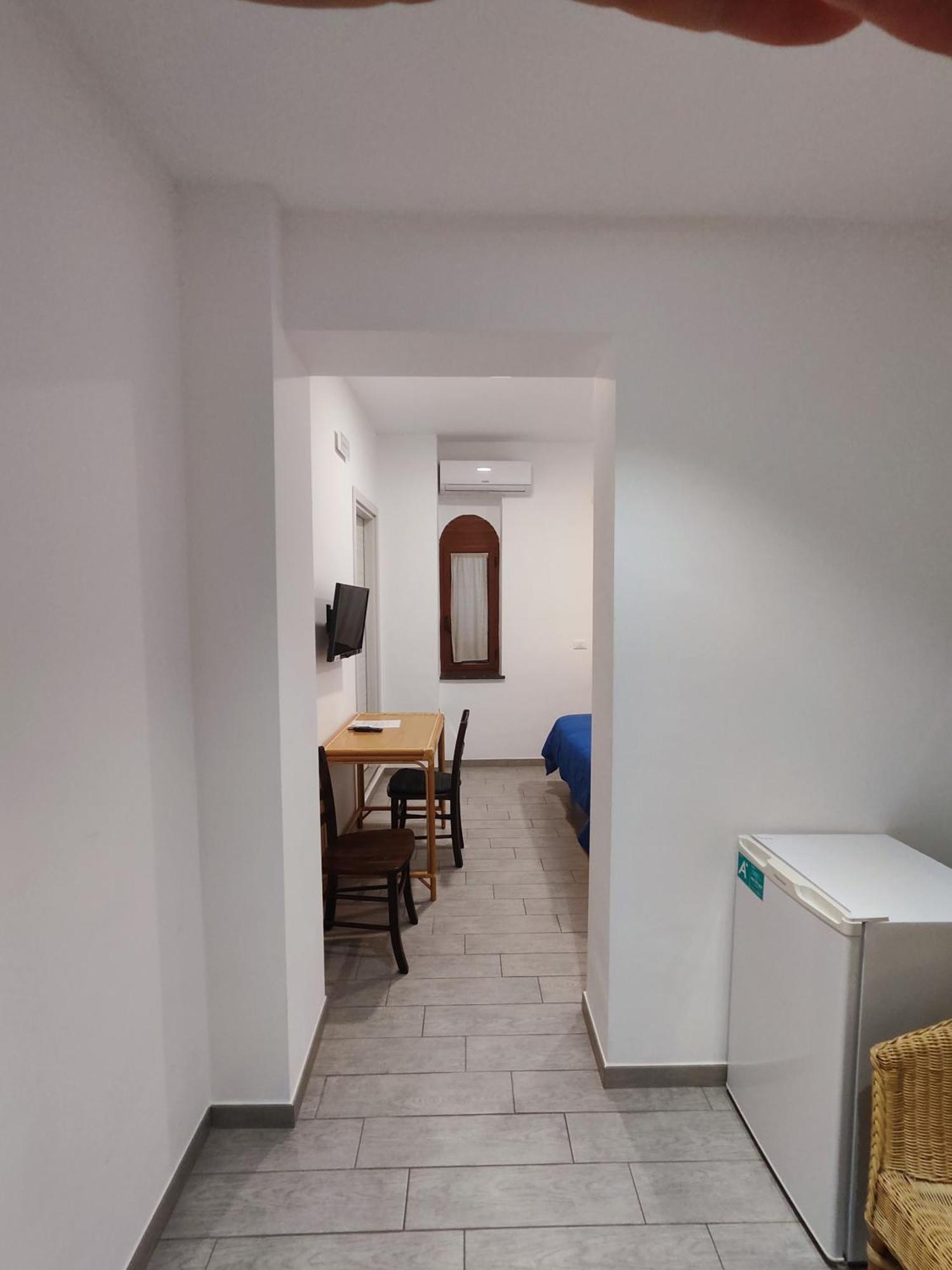 Hotel Faraglione Vulcano  Exteriör bild