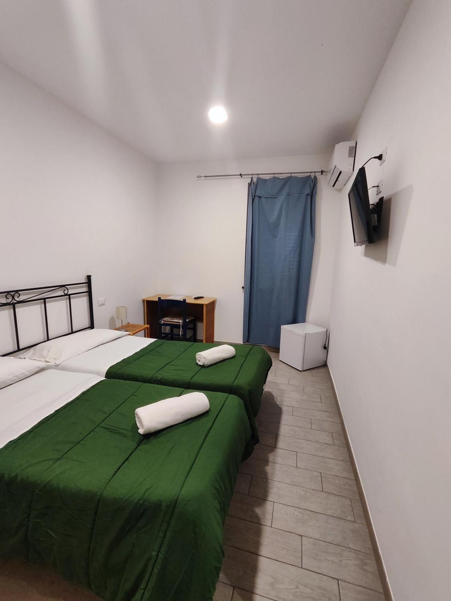 Hotel Faraglione Vulcano  Exteriör bild