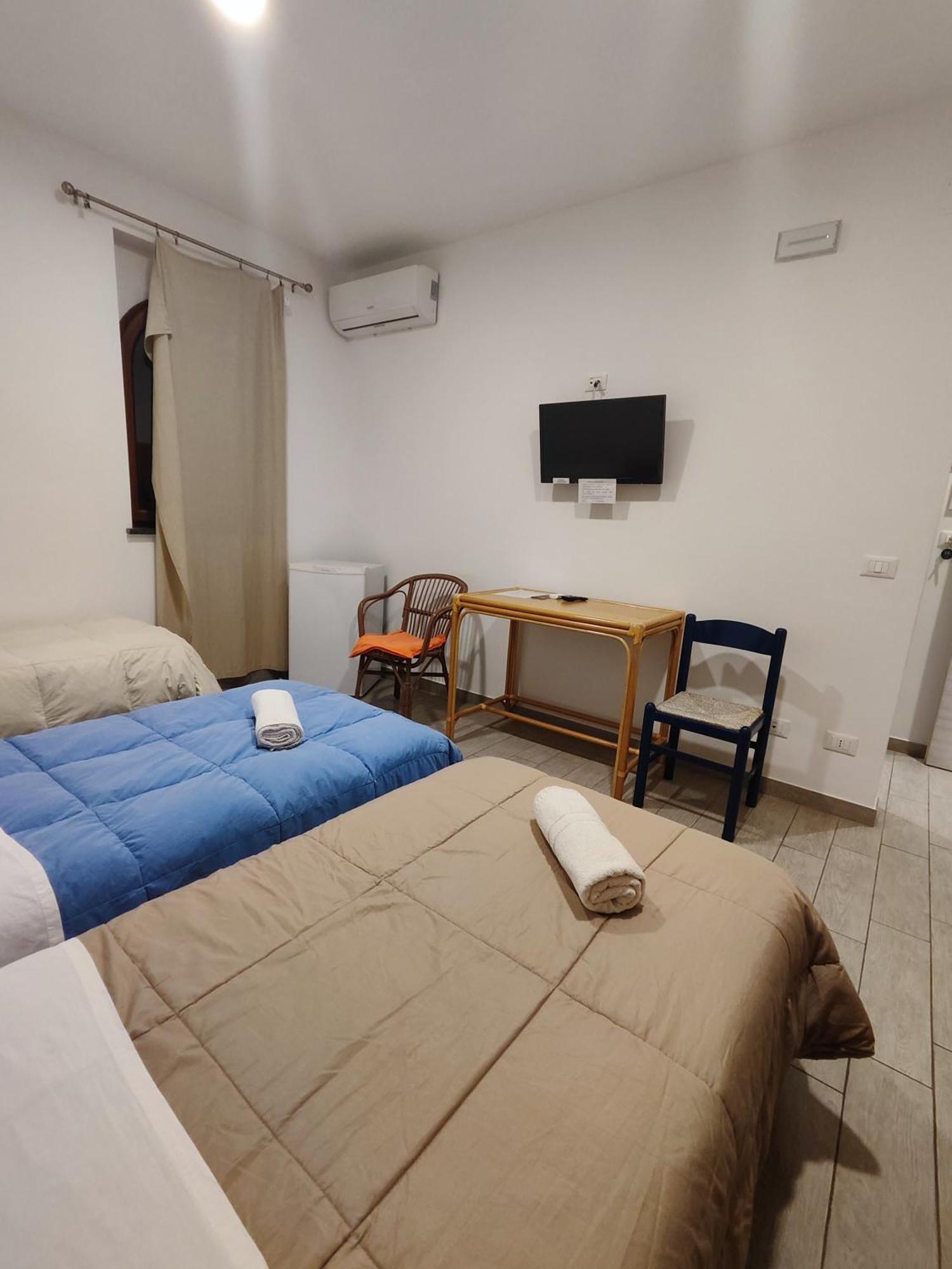 Hotel Faraglione Vulcano  Exteriör bild