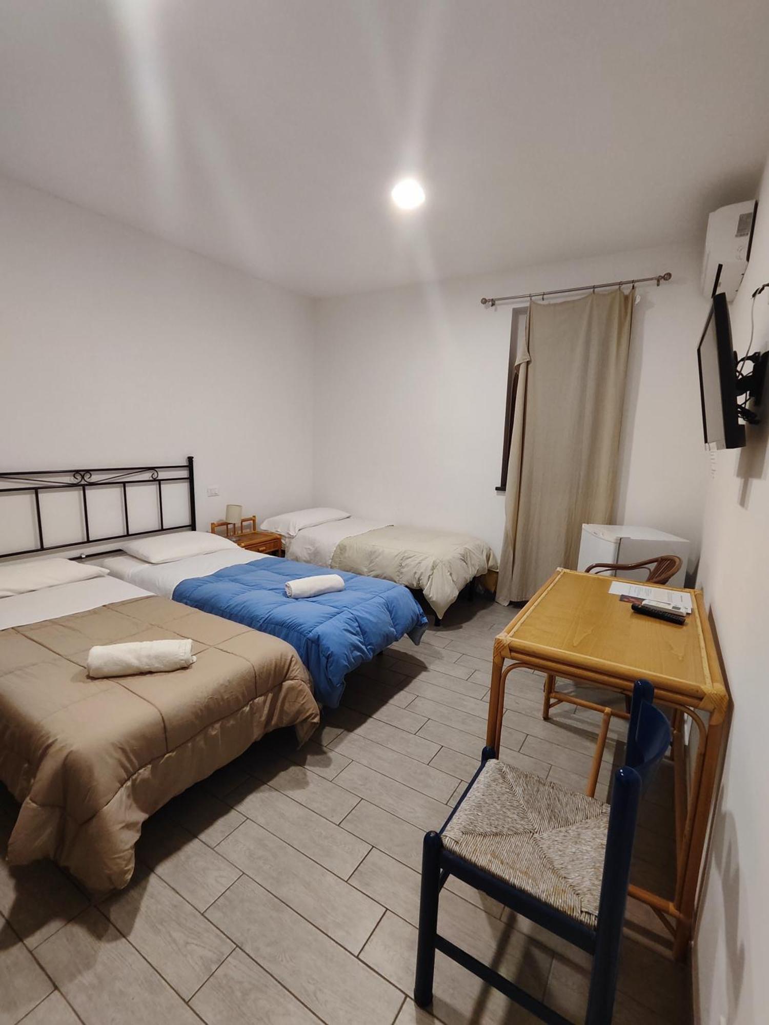 Hotel Faraglione Vulcano  Exteriör bild